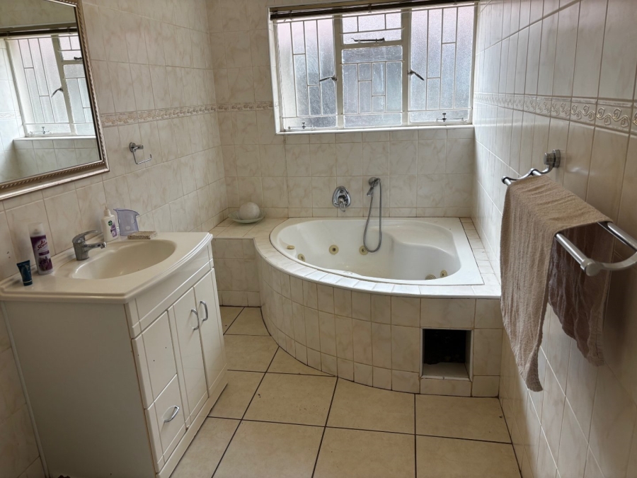 3 Bedroom Property for Sale in Neserhof North West